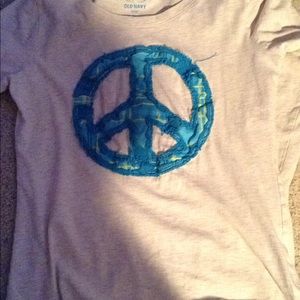 Long sleeve tee shirt